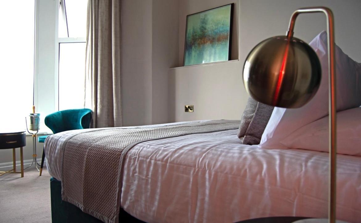 Hotel No5, Beachfront With Free Private Car Park Llandudno Exterior foto