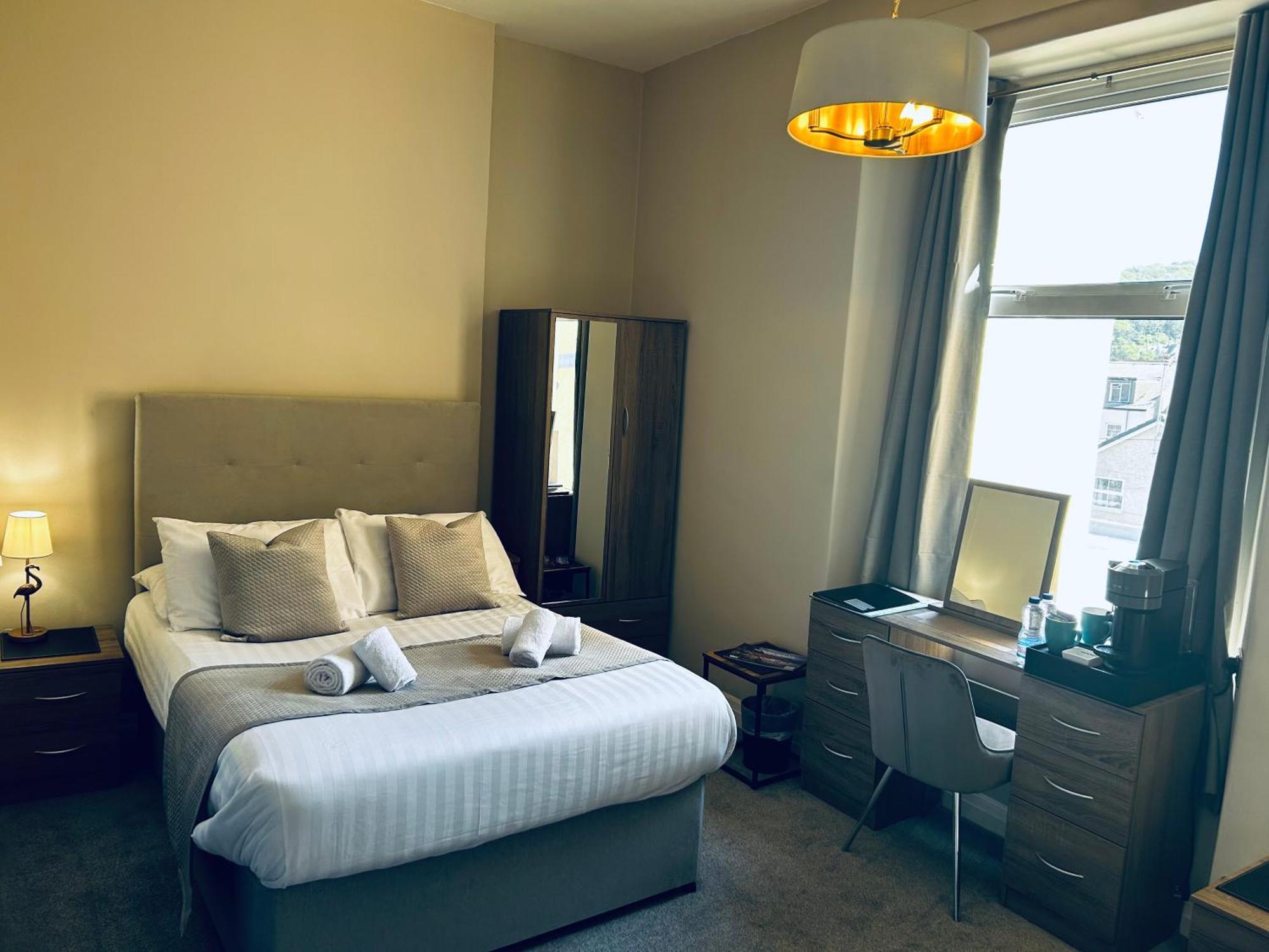 Hotel No5, Beachfront With Free Private Car Park Llandudno Exterior foto
